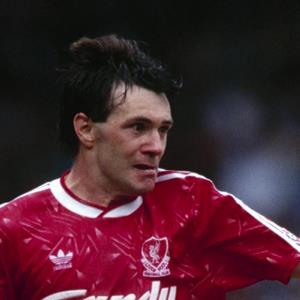 100 Pics Quiz LFC Icons Pack Level 17 Answer 1 of 5