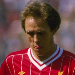 100 Pics Quiz LFC Icons Pack Level 10 Answer 1 of 5