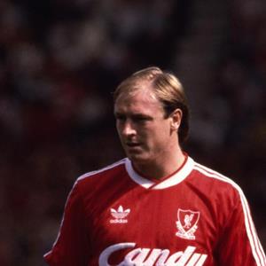 100 Pics Quiz LFC Icons Pack Level 8 Answer 1 of 5